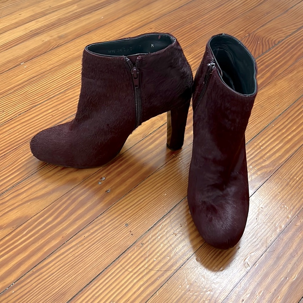 Stuart Weitzman Booties Size 7, Wine Color, Great… - image 1